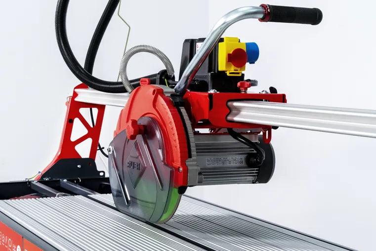 DC-250 PYTHON 1200 230V 50HZ CPA 250 SPR