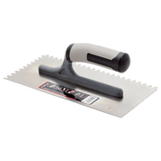 Peine dientes con mango abierto bimaterial Bellota 5874